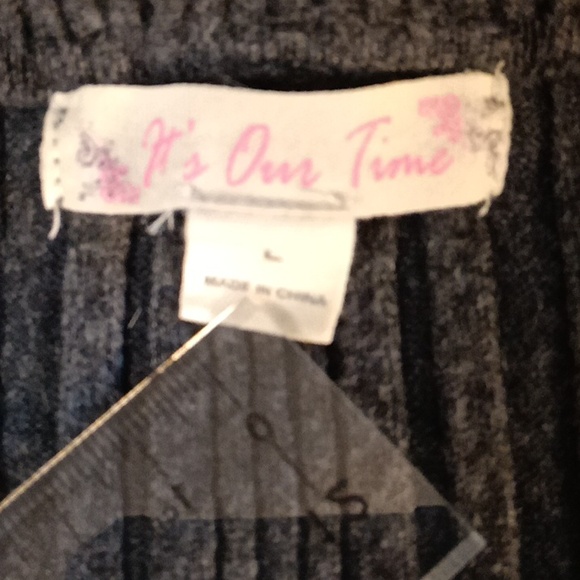 It's Our Time Sweater Gray Long Sleeves Large - Picture 4 of 8